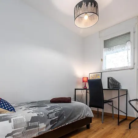 Paris Cdg : Duplex - 3 Bedrooms 公寓