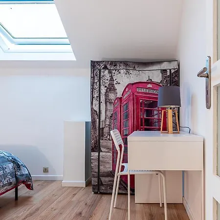 Paris Cdg : Duplex - 3 Bedrooms *